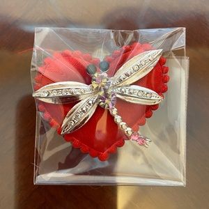 NEW Dragonfly Brooch, Silver, Packaged.